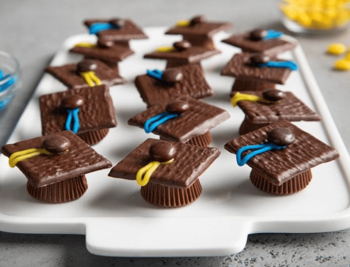 Graduation Cap Cookies