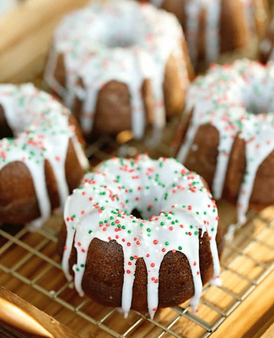 Mini Bundt Cakes 7