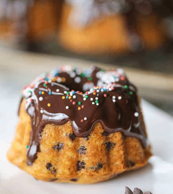 Mini Bundt Cakes 9